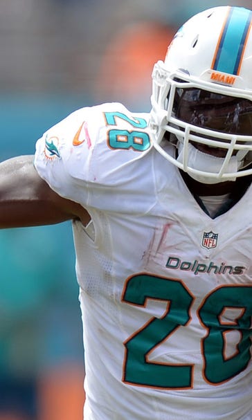 New-look offense makes mark in Dolphins' big victory